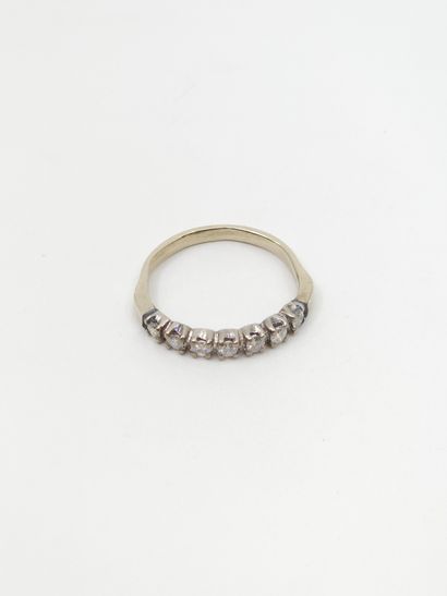 HALF-ALLIANCE in white gold 750° decorated...