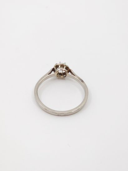 RING in white gold 750° decorated with a...