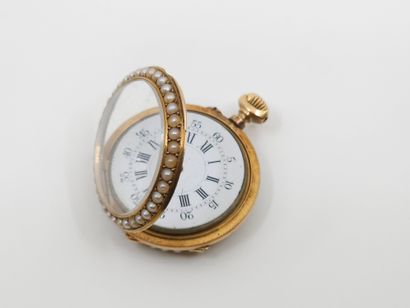 Yellow gold 750° collar watch paved with...