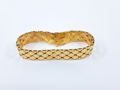 FRENCH WORK
Bracelet in gold amati 750° finely...