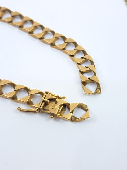 GOURMETTE in yellow gold 750 ° (broken)
A...