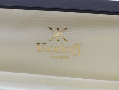KORLOFF Paris
Stylo en à bille en métal doré...