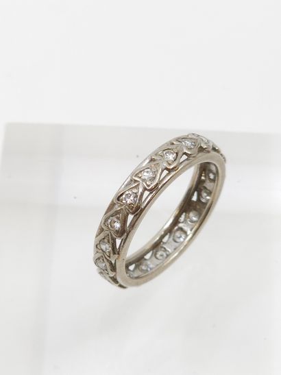 LOT of three wedding rings in white gold...