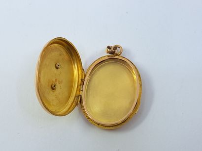 Napoleon III photo holder in yellow gold...