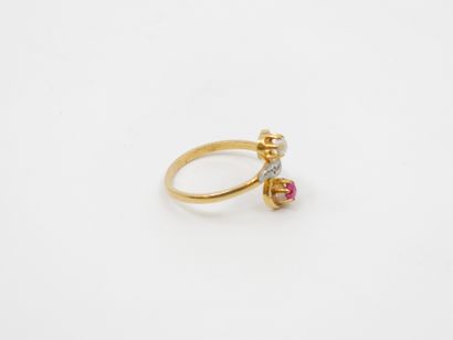 BAGUE toi et moi en or jaune 750°, ornée...
