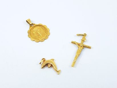 LOT OF GOLD in yellow gold 750° including...