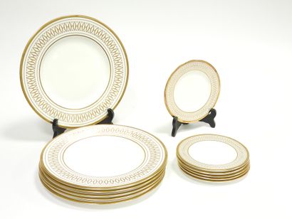 MAISON CARTIER
Must
Six assiettes de table...