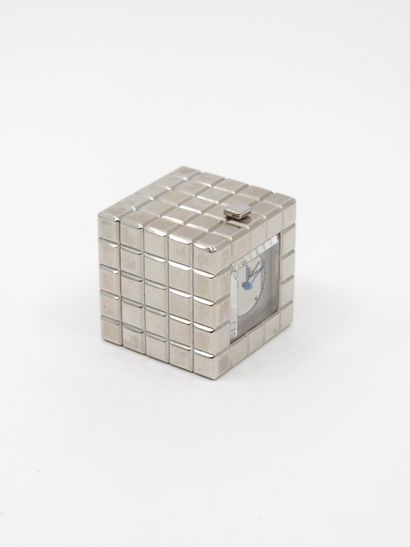 CHOPARD MODELE Ice cube
Réveil