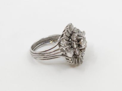 French WORK
Gold and platinum ring set with...