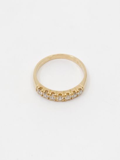 HALF-ALLIANCE in yellow gold 750° decorated...