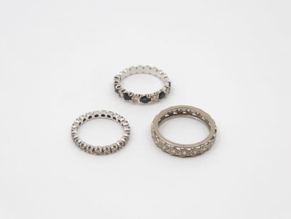 LOT of three wedding rings in white gold...