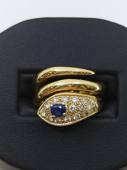 Snake ring in yellow gold 750° decorated...