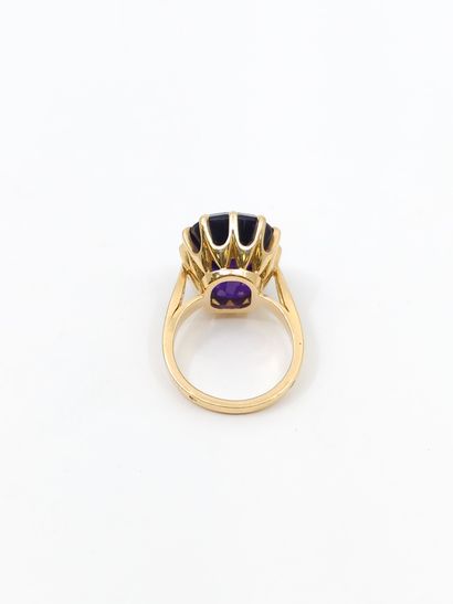 FRENCH WORK
Cocktail ring in yellow gold...