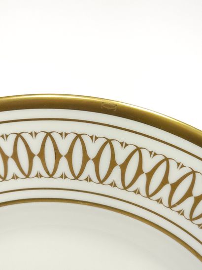 MAISON CARTIER
Must
Six assiettes de table...
