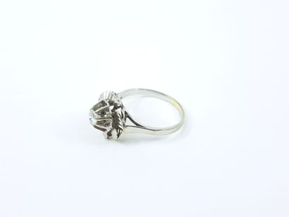 FRENCH WORK
Solitaire ring in white gold...