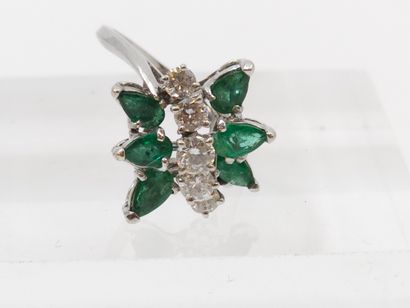 RING in white gold 750° set with six pear...