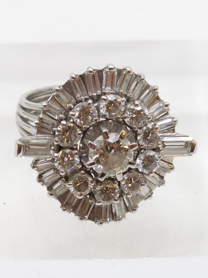 French WORK
Gold and platinum ring set with...