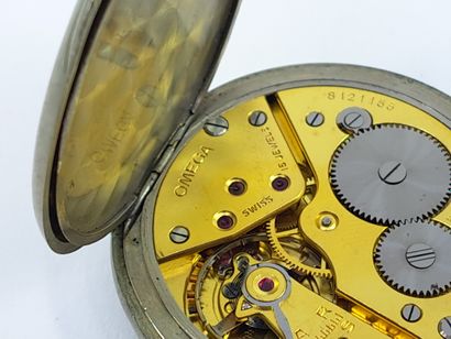 OMEGA
Silvered metal pocket watch, white...