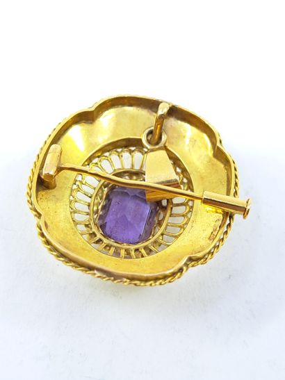 PENDANT in yellow gold 750 ° decorated in...