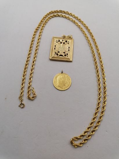 2 Pendants Gold 18kt 5,75 g deteriorated...