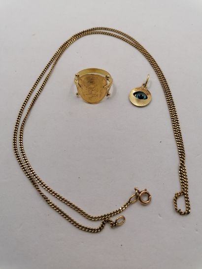 1 Ring Gold 18kt 5,23 g 1 Pendant Gold 18kt...
