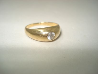 1 Ring 18kt gold and stone 3,13 g 