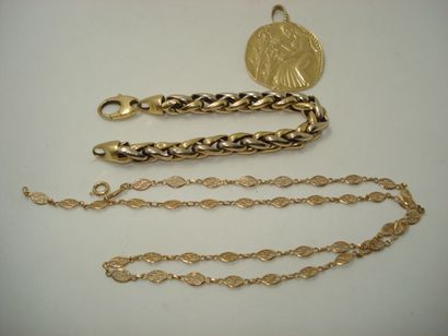 1 Bracelet Gold 2 tones 18kt 33,90g 1 Pendant...