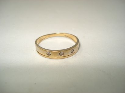 1 Ring 18kt gold and diamonds 1,74g 