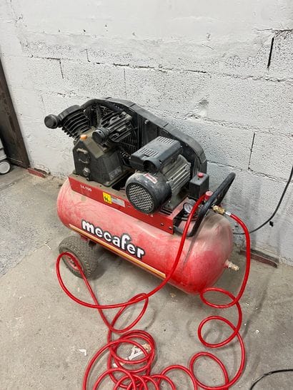 Compresseur MECAFER
100 litres