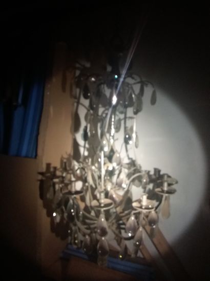 réedition du lustre de la galerie des glace...