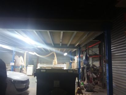 deux mezzanines métallique