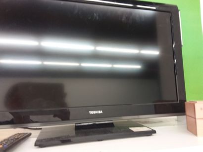 écran plat TOSHIBA
