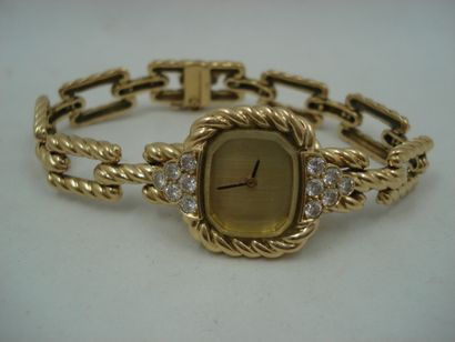 1 Bracelet montre Or 18kt et diamants 40g...