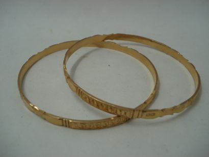 2 Rigid bracelets 18kt gold 26,19 g 