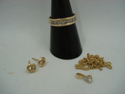 1 Pair of earrings in 18kt yellow gold and...