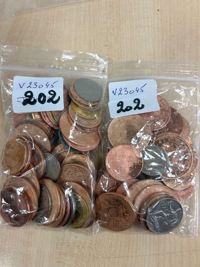Lot de monnaies en bronze (nettoyées tout...