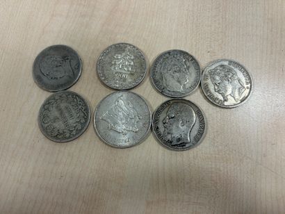 LOT DE PIECES ARGENT comprenant :
Cinquante...