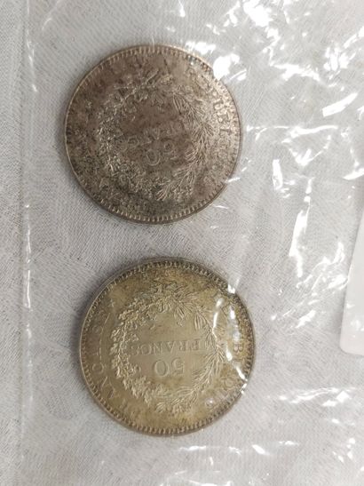 8 pièces de 10frs de 1963 à 1973
78 pièces...
