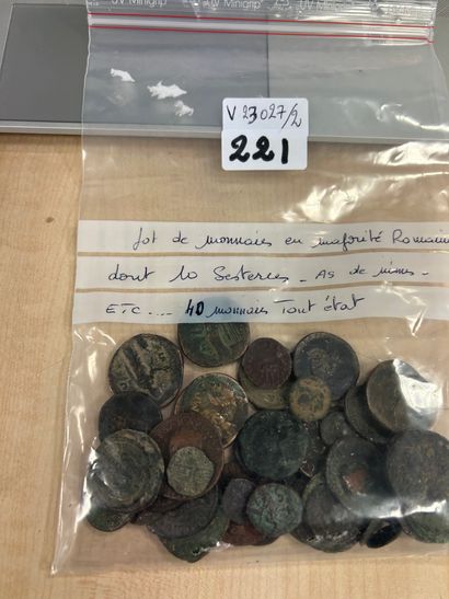 Boite de pièces de monnaies anciennes dont...