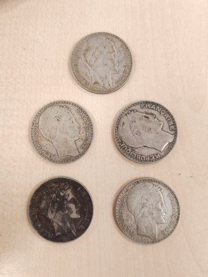 Lot de monnaies Turin : 
5 pièces de 20 frs...