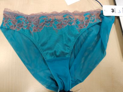 Lot de quatre culottes taille
L
WACOAL