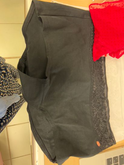 Lot de quatre culottes Taille L
JOLIDON
...
