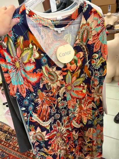 lot de vêtement d'été de 21 pièces de marque...