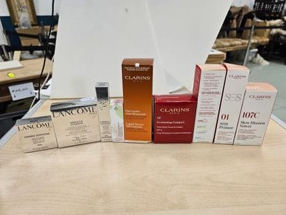 CLARINS
Skin illusion velvet 107c
Sos primer...