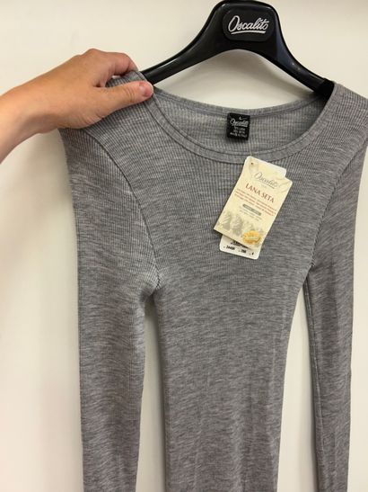 Lot 3 T-shirt manches longues en soie naturelle...