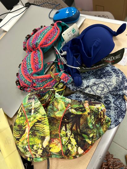 LINGA DORE BEACH
4 hauts de maillot taille...