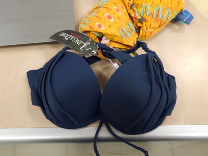 LINGA DORE BEACH
3 hauts de maillot 85 B