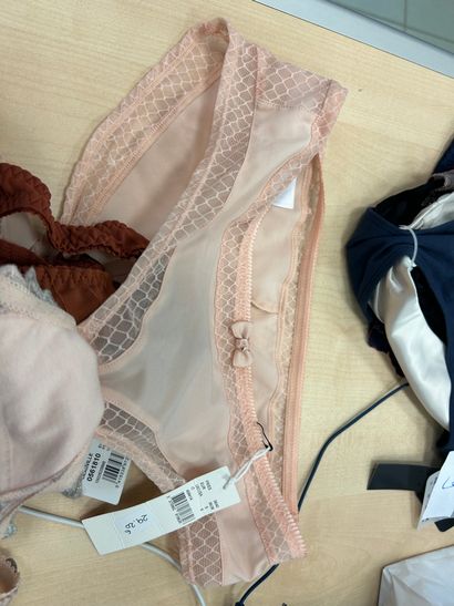 Lot de quatre culottes Taille 38
Linga dore
2...