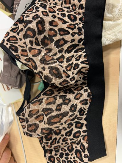 Lot de trois soutien-gorge Taille 100C
WACOAL...