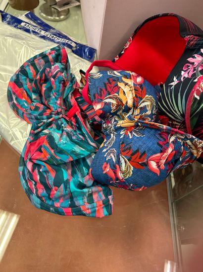 LINGA DORE BEACH
3 hauts de maillot taille...
